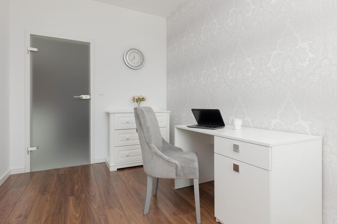 Glamorous Wilanow Apartment By Renters Βαρσοβία Εξωτερικό φωτογραφία